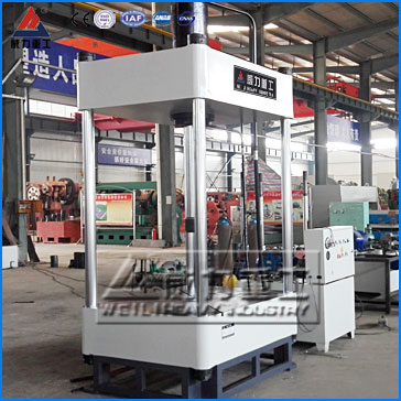 200噸二梁四柱液壓機